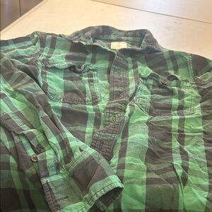 Mossimo Supply Co. Green and Black Plaid Casual Button Down Shirt